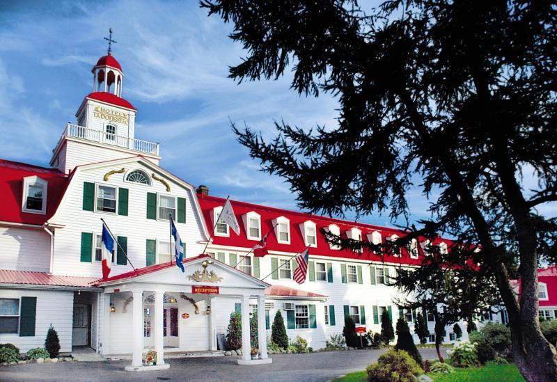 Hotel Tadoussac Exterior photo